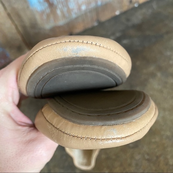 Lucky Brand Emmie Tan Flats - Picture 8 of 8